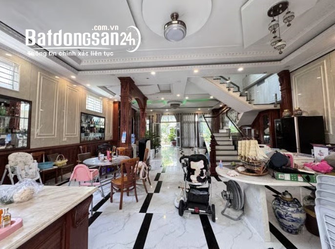 Bán nhà góc 2 mặt tiền hẻm 286 Lê Hồng Phong, Vũng Tàu, 64m2, giá 4.6 tỷ.
