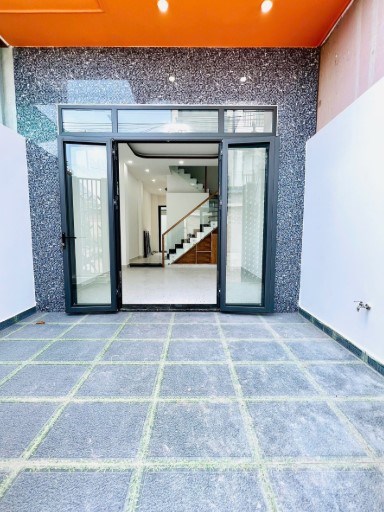  Bán nhà KDC Châu Long, Long Phước, Quận 9, 50m2, giá 4.1 tỷ, đường 9m, gần Vinhomes.