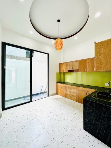  Bán nhà KDC Châu Long, Long Phước, Quận 9, 50m2, giá 4.1 tỷ, đường 9m, gần Vinhomes.