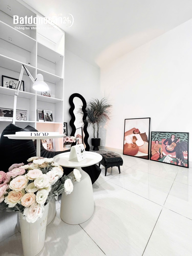 Căn hộ 1PN+1, 48m2, giá 3.05 tỷ, tòa S1.05 Vinhomes Ocean Park, sổ đỏ sẵn.