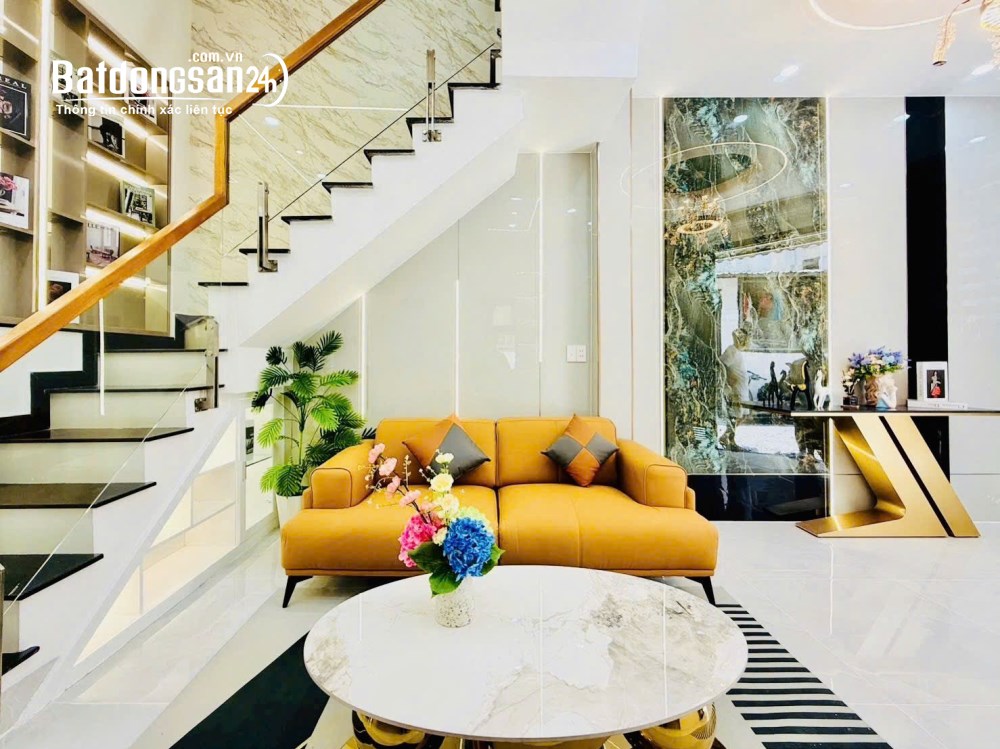 Bán nhà đường Thống Nhất, phường 15, Gò Vấp, 40m2, lô góc 2 mặt tiền, giá tốt.