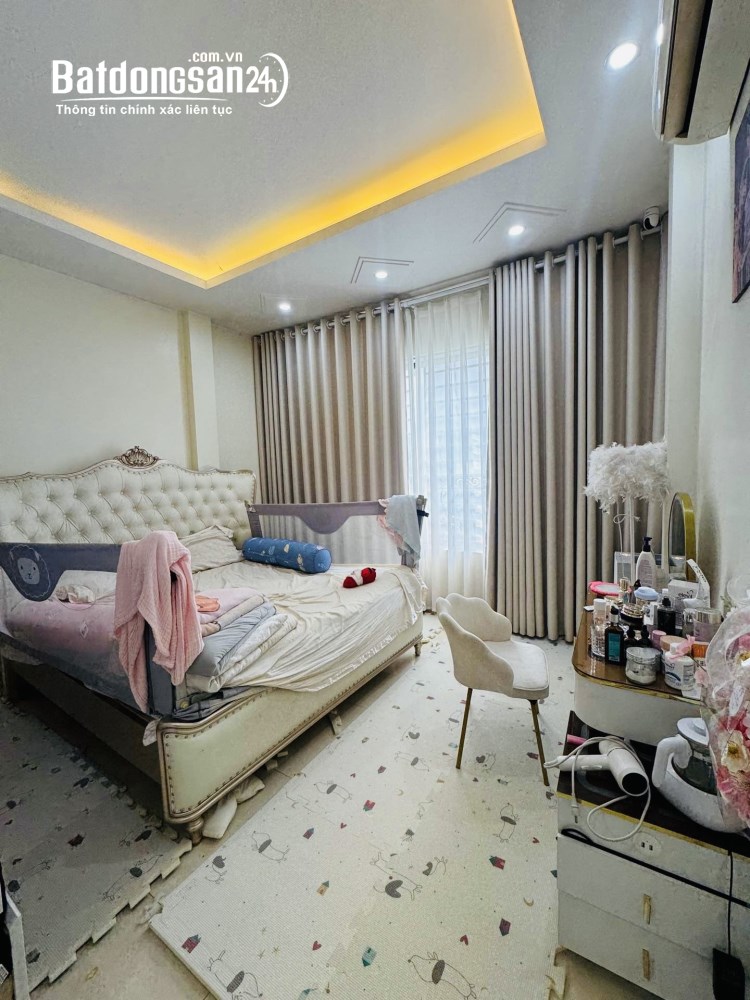 Nhà Vạn Phúc, Phường Hà Đông, TP Hà Nội, 5 tầng – 13.6 tỷ – ô tô tránh, tiện kinh doanh văn phòng.