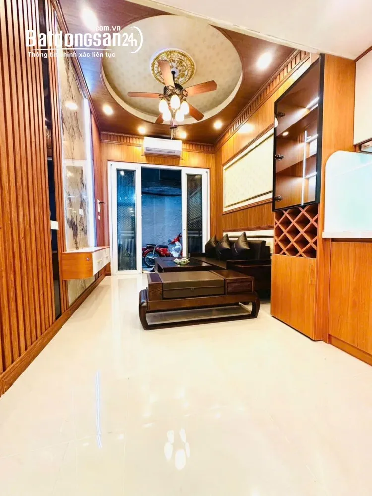 Bán nhà riêng tại Thịnh Hào 1, Tôn Đức Thắng, Đống Đa – 37m2 sổ đỏ – giá 4,25 tỷ.