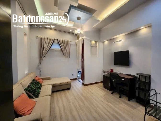 Cho thuê nhà Lý Thái Tổ, Quận 10 – ngay đối diện bệnh viện Nhi Đồng – giá 27 triệu/th.