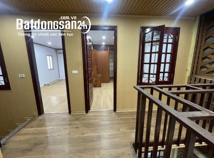 Bán nhà tại Kim Giang, gần Đại học Thăng Long – 53m2 – lô góc 2 mặt ngõ – giá 8.9 tỷ.