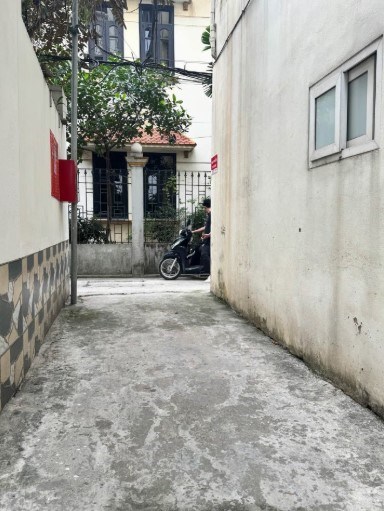 Bán lô đất 35m2 tại Thanh Am, phường Việt Hưng, quận Long Biên – giá 4,1 tỷ