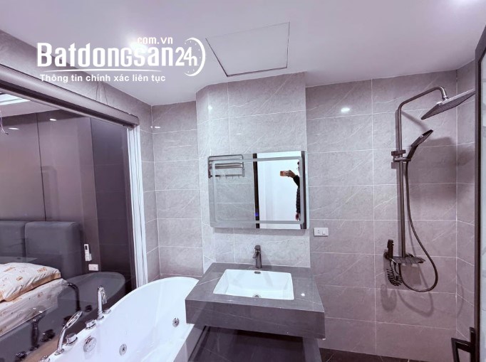 Bán nhà riêng 5 tầng thang máy tại Phúc Đồng, Long Biên – diện tích 48m2 – giá 9,7 tỷ