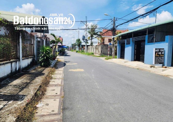  Bán đất mặt tiền đường nhựa Tân Phú Trung, Củ Chi – 189m2 – Giá 780 triệu.