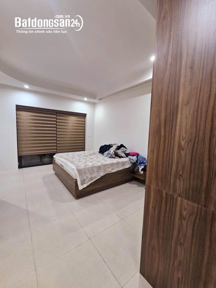 Bán nhà liền kề Mỗ Lao, Hà Đông – 92m² – Vỉa hè, ô tô tránh – Phù hợp văn phòng, kinh doanh.