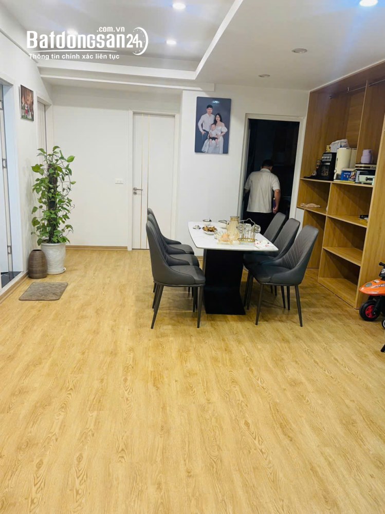 Bán căn hộ Thanh Hà, Xã Bình Minh, Hà Nội, 74m2, 3 tỷ 390, Tòa HH02D, 3PN, full nội thất đẹp.