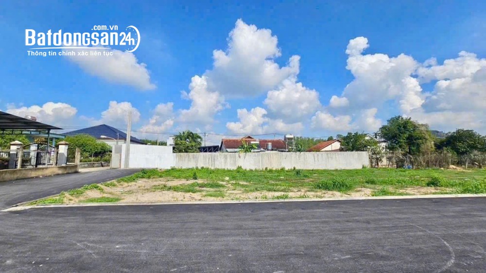 Bán đất mặt tiền Huỳnh Văn Nghệ, Biên Hòa, diện tích đa dạng từ 100m2, giá 600 triệu.