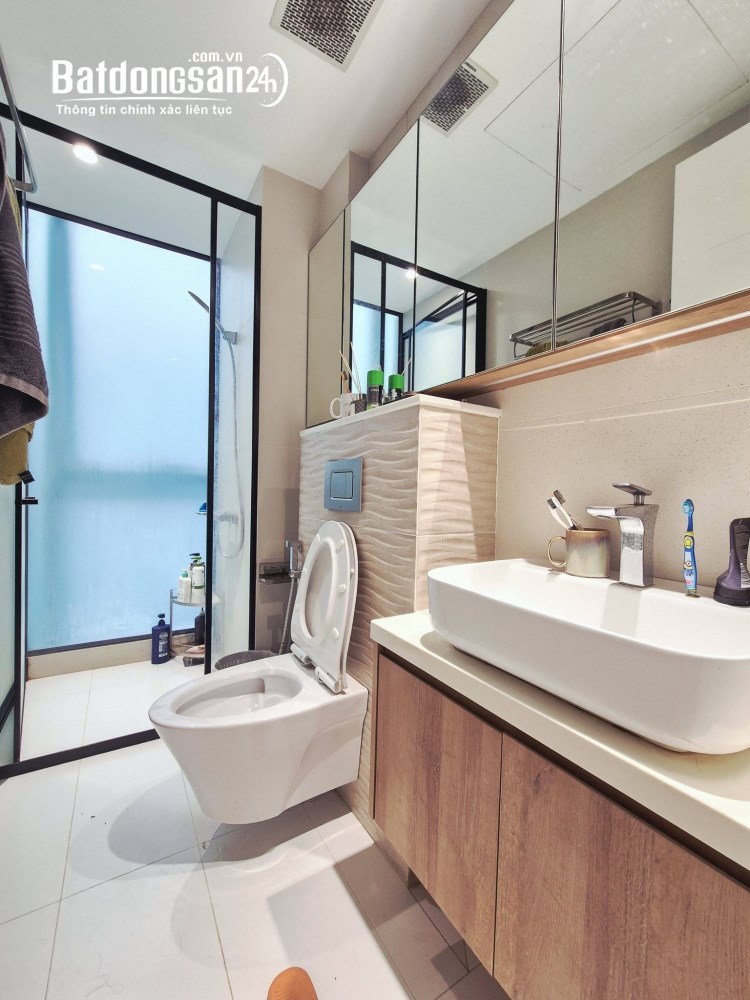 Bán nhà 7 tầng thang máy mặt ngõ 92 Hoàng Văn Thái, 50m2, kinh doanh đỉnh, giá 30 tỷ.