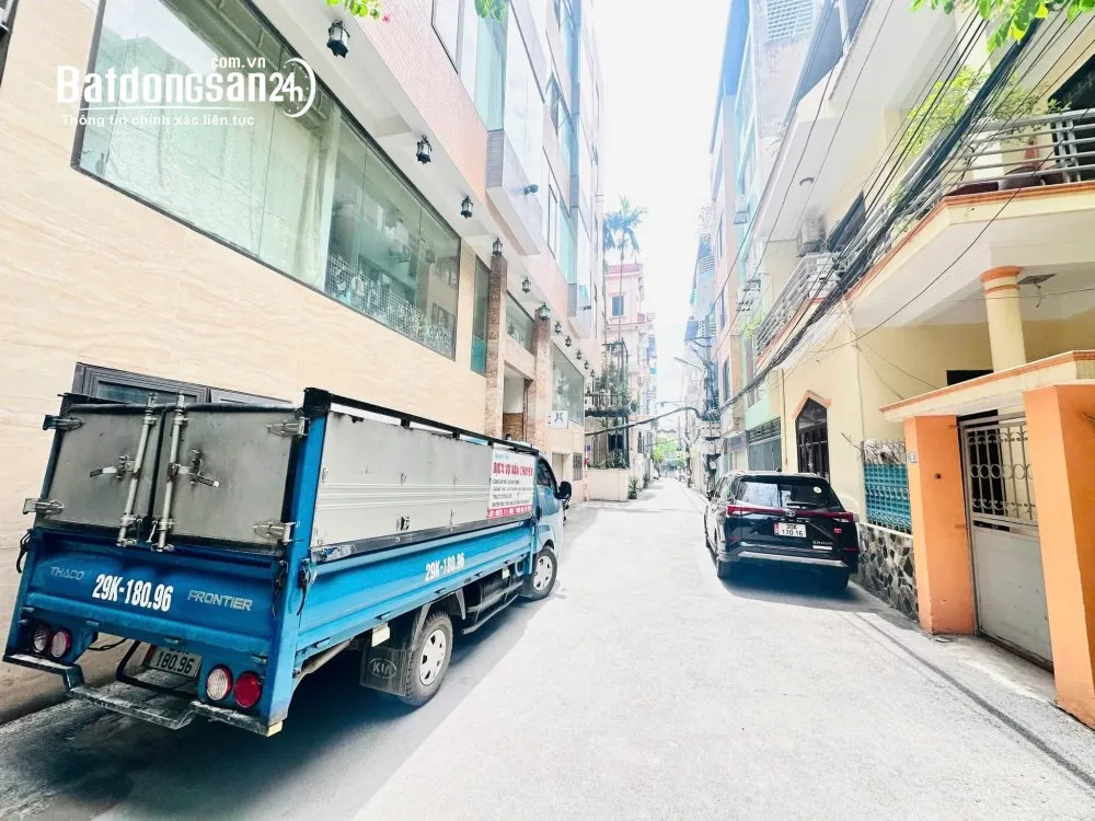 Bán nhà Vũ Tông Phan, Thanh Xuân, 40m2, kinh doanh hoặc ở đều tốt, giá 12 tỷ.