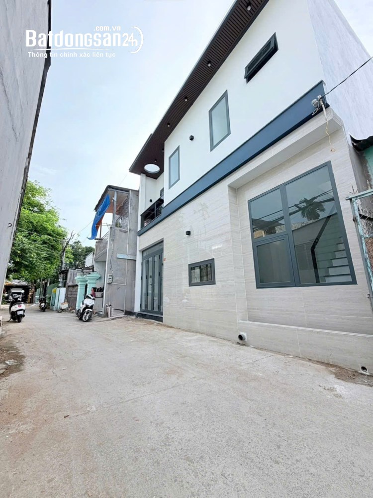  Cần bán gấp nhà đẹp 1 trệt 1 lầu, 3 phòng ngủ tại Biên Hòa, Đồng Nai - Giá chỉ 2.5 tỷ.