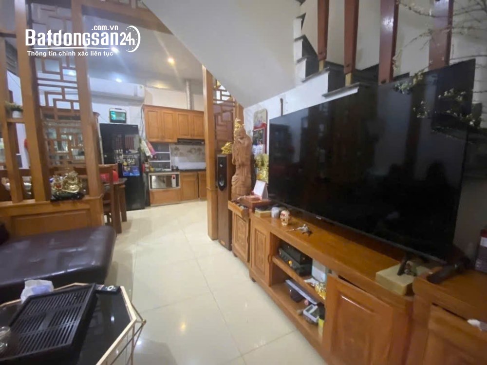 Nhà 4 tầng lô góc đường ô tô tránh tại Quang Minh, Mê Linh - Cơ hội kinh doanh và làm văn phòng.
