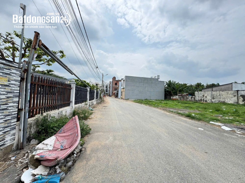 Bán đất mặt tiền kinh doanh 68m2 tại phường Biên Hòa, giá tốt.