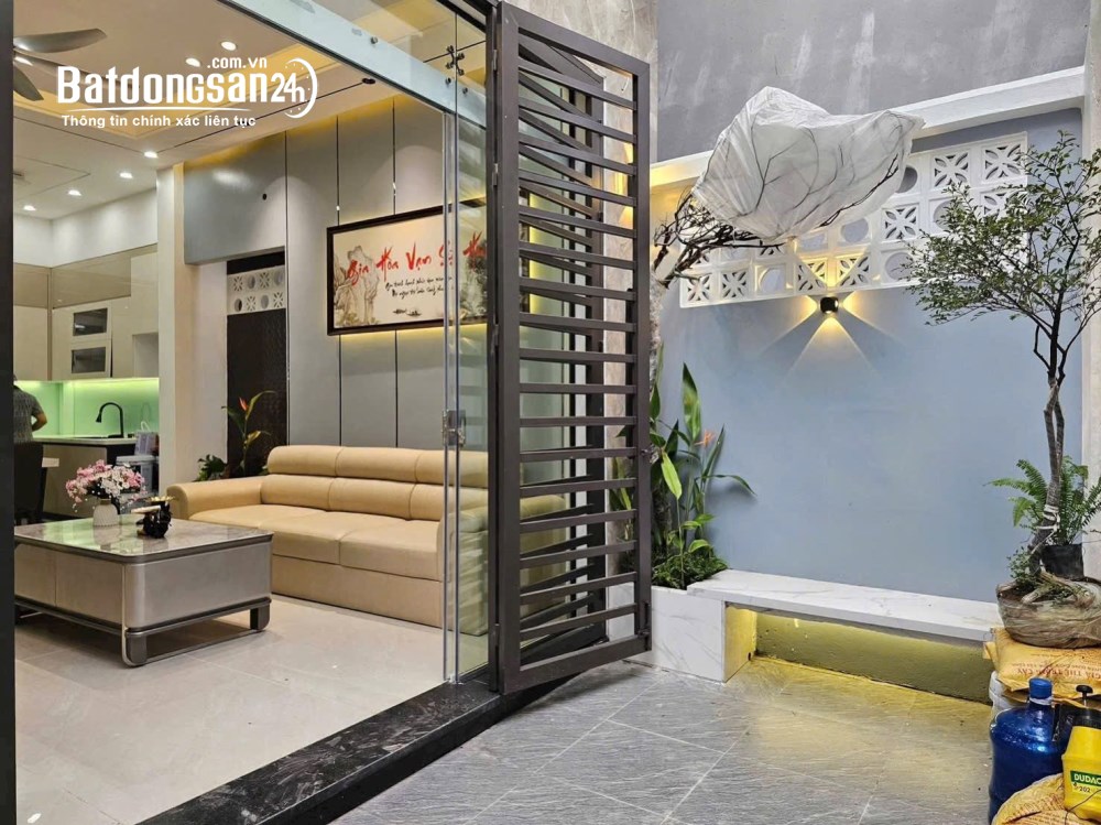 Bán nhà 3 tầng 1 tum ngõ Lê Thanh Nghị, thành phố Hải Dương - Chỉ từ 2.7 tỷ.