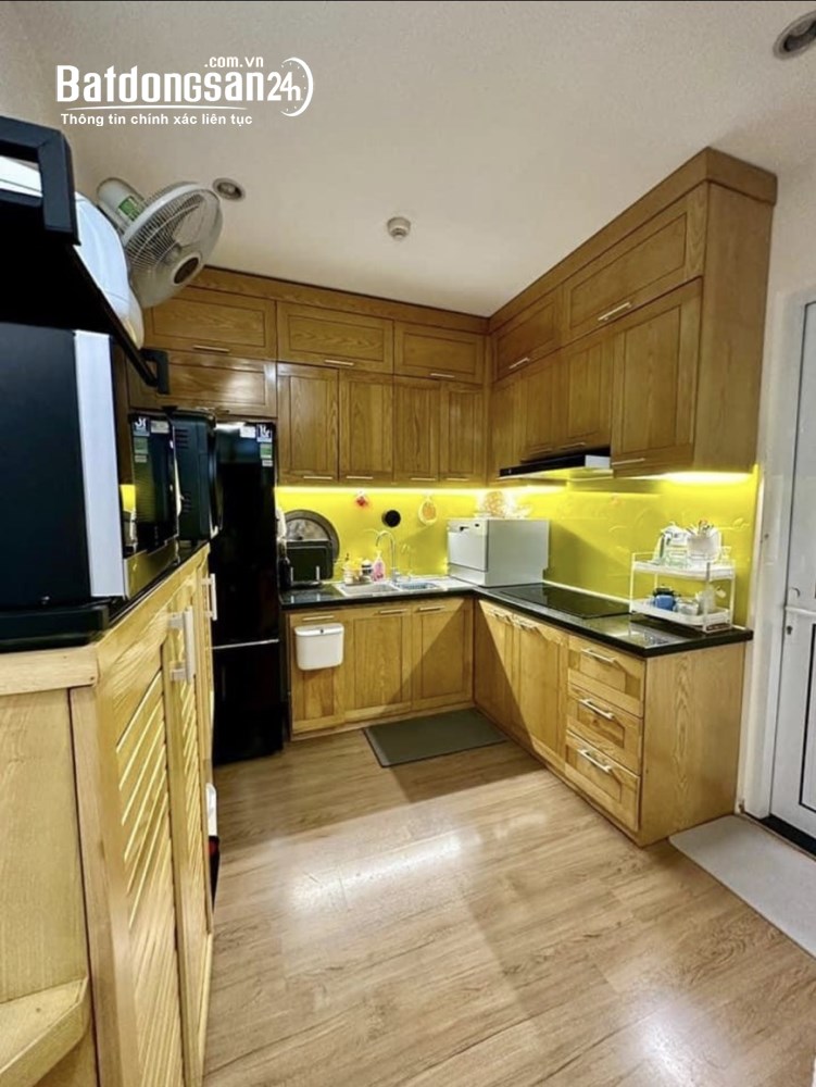 Bán căn hộ 66m² chung cư Green Stars, 2PN, Phạm Văn Đồng, Hà Nội.
