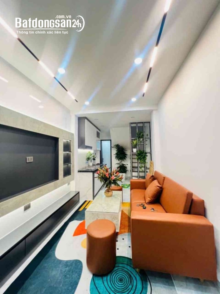 Bán nhà 21m2 tại Khâm Thiên/Xã Đàn, 5 tầng, nhà đẹp ở ngay, giá hơn 6 tỷ.