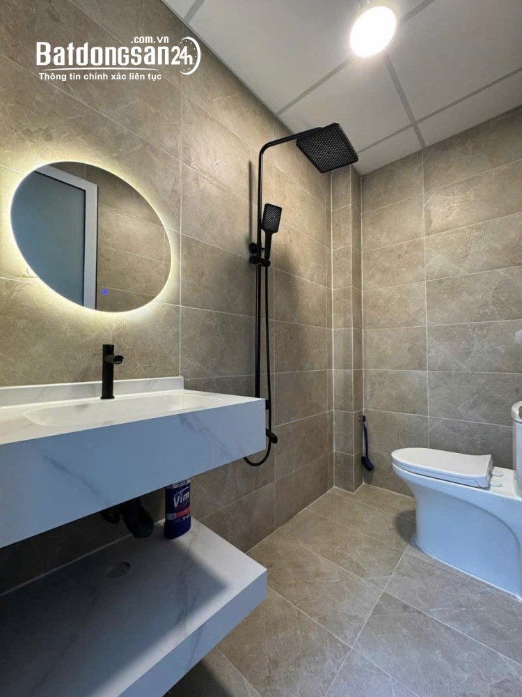 Bán nhà đường Tô Hiệu, quận Tân Phú, 75m2 (4,2x18), giá 8 tỷ.