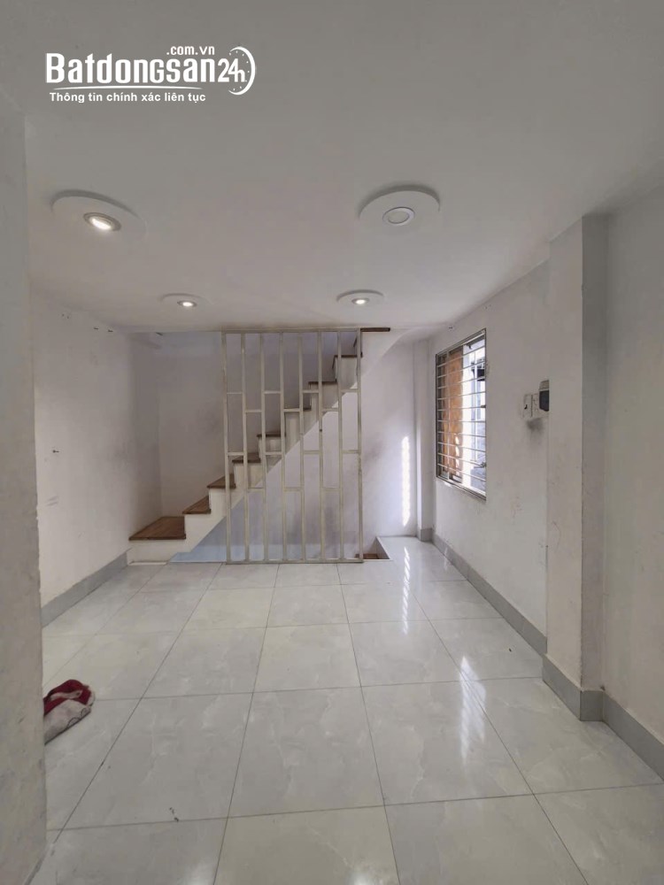  Bán nhà hẻm Nguyễn Thái Sơn, Gò Vấp, giá 2,25 tỷ, ngay đại học công nghiệp.