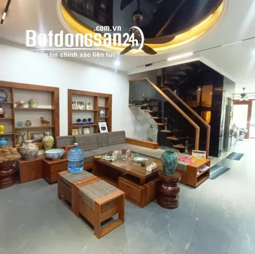 Bán nhà tái định cư Việt Hưng, Long Biên – 75m2, 6 tầng thang máy, vị trí hoa hậu.