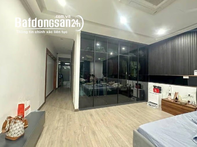 Bán nhà tái định cư Việt Hưng, Long Biên – 75m2, 6 tầng thang máy, vị trí hoa hậu.