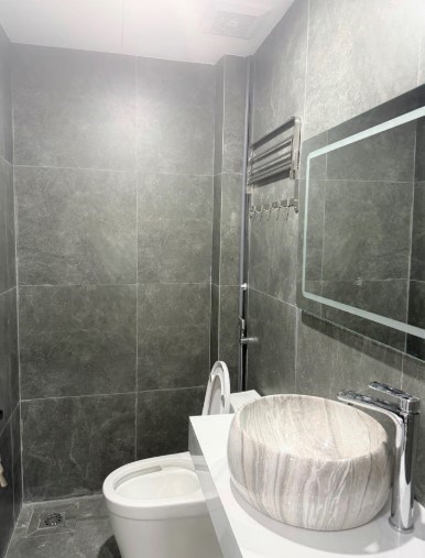 Bán nhà đẹp phường Việt Hưng, Long Biên – 45m2, 6 tầng thang máy, ô tô tránh.