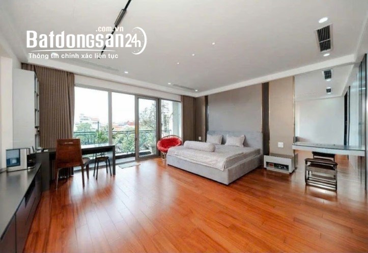 Bán siêu phẩm biệt thự Bồ Đề, Long Biên – 106m2, 7 tầng view hồ, nội thất hoàng gia.