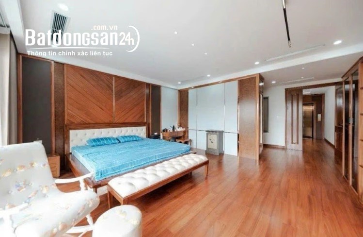 Bán siêu phẩm biệt thự Bồ Đề, Long Biên – 106m2, 7 tầng view hồ, nội thất hoàng gia.