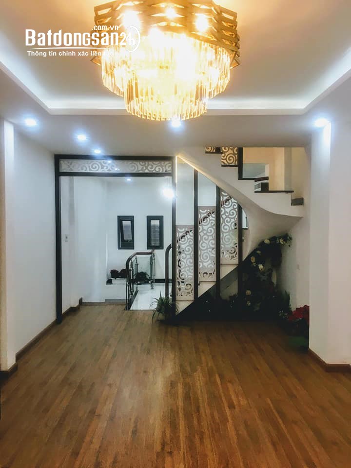 Bán nhà đường Bùi Xương Trạch, Khương Đình, Thanh Xuân – Nhà đẹp 6 tầng, ô tô vào nhà.