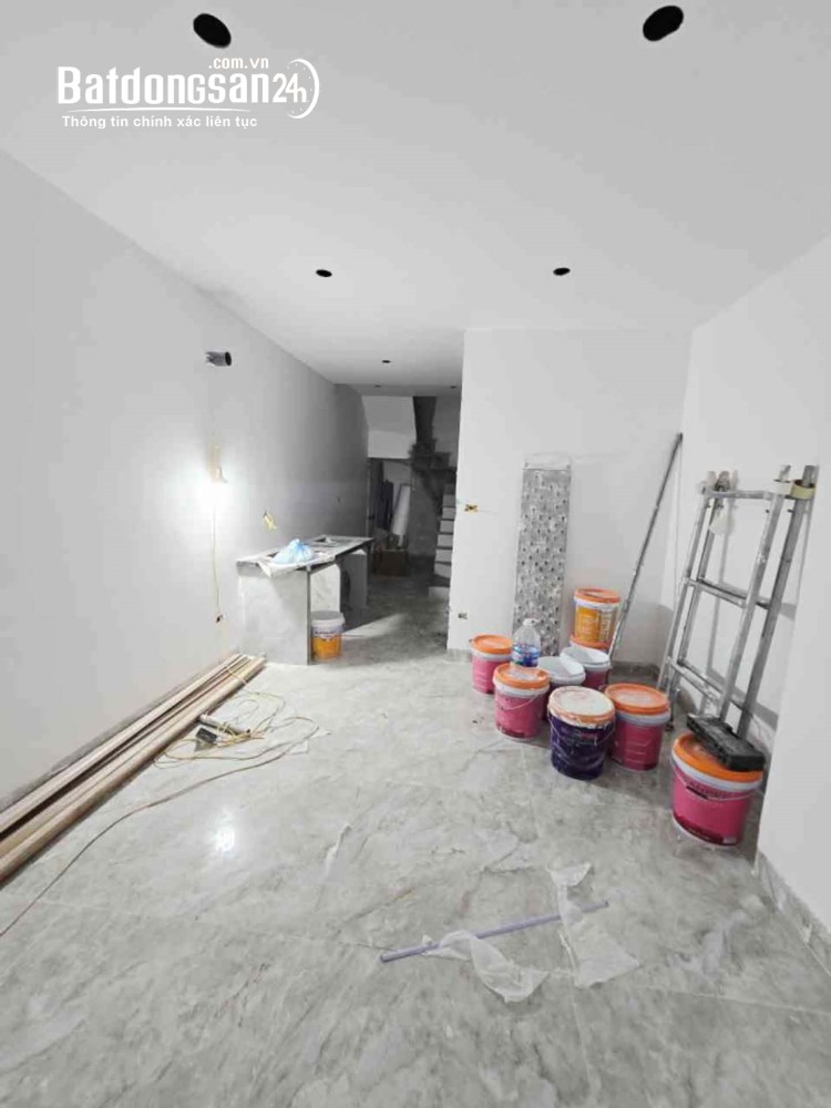 Bán nhà phố Khâm Thiên, Đống Đa – 33m2, 6 tầng thang máy, nhà xây mới.