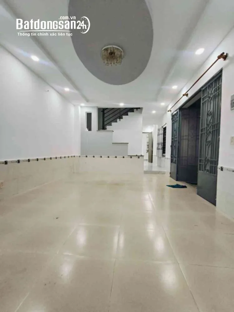Bán nhà mặt tiền đường Tám Danh, Quận 8 – diện tích 4x14m, sổ hồng hoàn công đầy đủ.