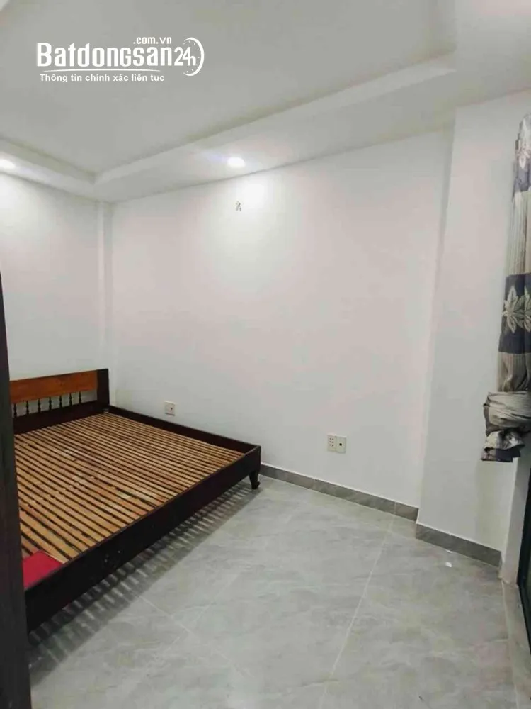 Bán nhà mặt tiền đường Tám Danh, Quận 8 – diện tích 4x14m, sổ hồng hoàn công đầy đủ.