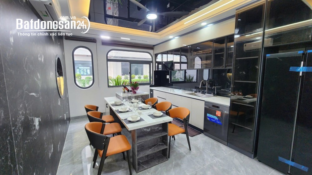 Bán nhà 1 trệt 3 lầu đường Thạnh Xuân 25, Quận 12 – diện tích 125m2.