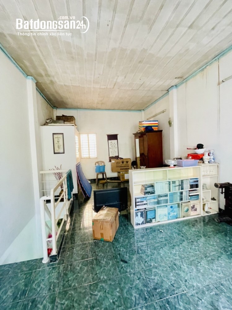 Bán nhà đường Tô Hiệu, Tân Phú – 44m2, 1 trệt 1 lầu, hẻm thông thoáng.