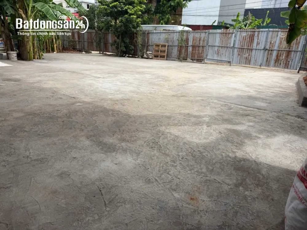 Cho thuê nhà tại Tân Xuân, phường Xuân Đỉnh, Bắc Từ Liêm, Hà Nội – Mặt tiền rộng 17,5m.