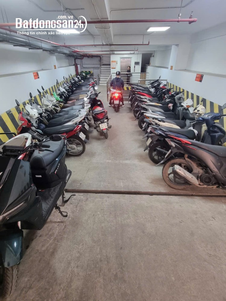 Cho thuê sàn văn phòng 120m2 mặt phố Nguyễn Du, Hai  Bà Trưng – Vị trí trung tâm, giá tốt.