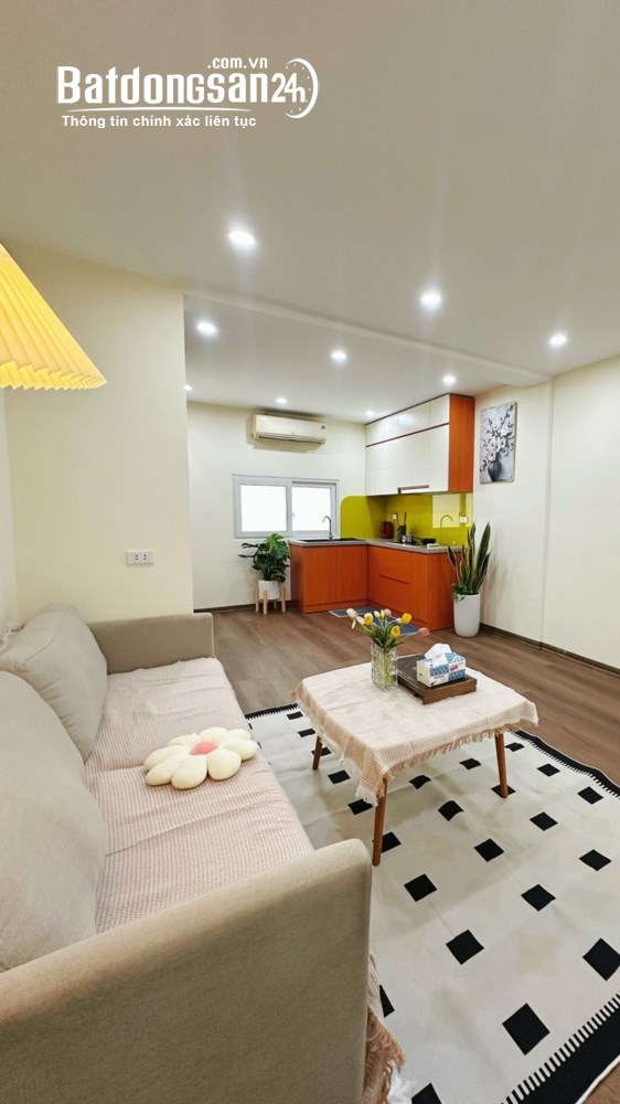 Bán căn hộ Phố Giảng Võ, Ba Đình - 60m2, 2PN, 2WC, full nội thất, giá 3,6 tỷ.