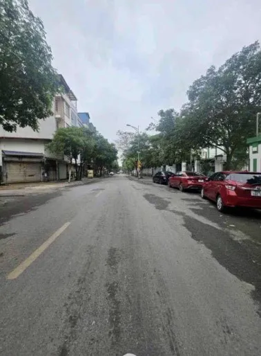 Đất Mặt phố kinh doanh đỉnh - Đặng Vũ Hỷ nối Ngô Gia Tự, Bồ Đề - MT siêu rộng.