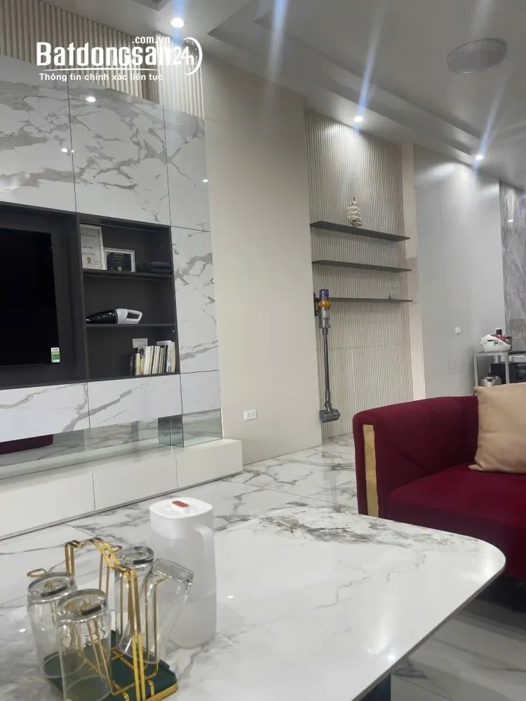   Bán nhà mặt đường đôi KĐT Tuệ Tĩnh, TP Hải Phòng - Diện tích 80m² x 4.5 tầng.