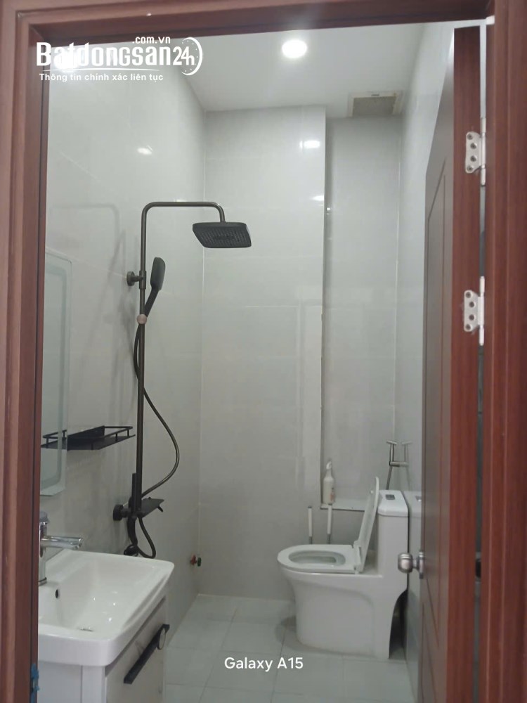 Cho thuê nguyên tầng diện tích 52m² , hẻm xe hơi, Phường An Hội Tây, TP Hồ Chí Minh.