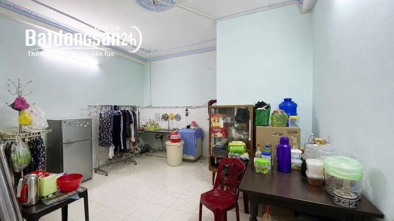 Bán nhà tại khu Vip Tô Hiệu, quận Tân Phú - Tiện ích ngập tràn, 52m2, chỉ 4.95 tỷ.