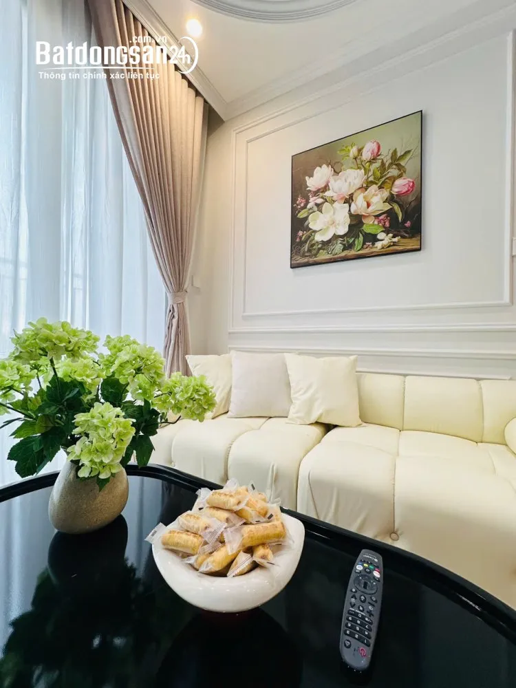 Căn hộ tầng cao tòa ZR2.2407 tại phân khu The Zurich, Vinhomes Ocean Park 1, DT 61m2, 4.48 tỷ.