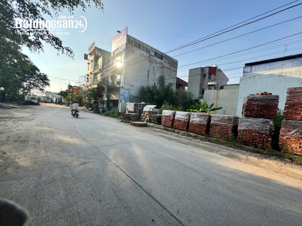 Bán lô đất dịch vụ băng 1 đắc địa tại tổ 5, thị trấn Quang Minh, Mê Linh, Hà Nội.