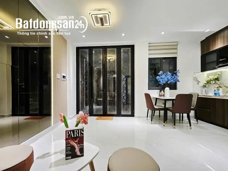 Nhà 3 tầng tại phường Tân Phú, TP. HCM, diện tích 21m² (5x4.2m), 3 phòng ngủ, giá 3 tỷ.