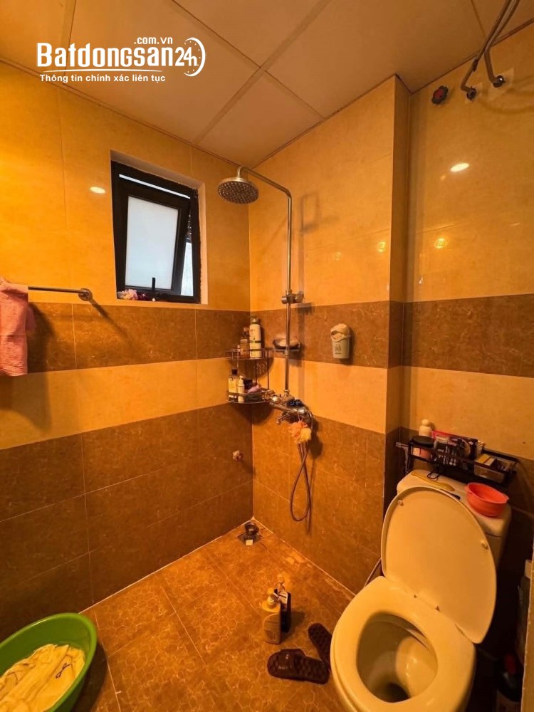 Bán nhà phố Phương Mai, quận Đống Đa, thành phố Hà Nội - Diện tích 33m2, 5 tầng, giá 14 tỷ.