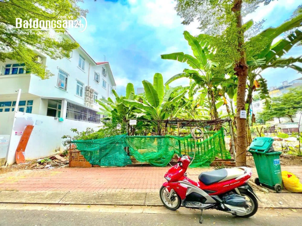 Bán 2 lô đất nền biệt thự liền kề tại khu dân cư Kim Sơn, quận 7, diện tích 200m2, giá 27 tỷ.