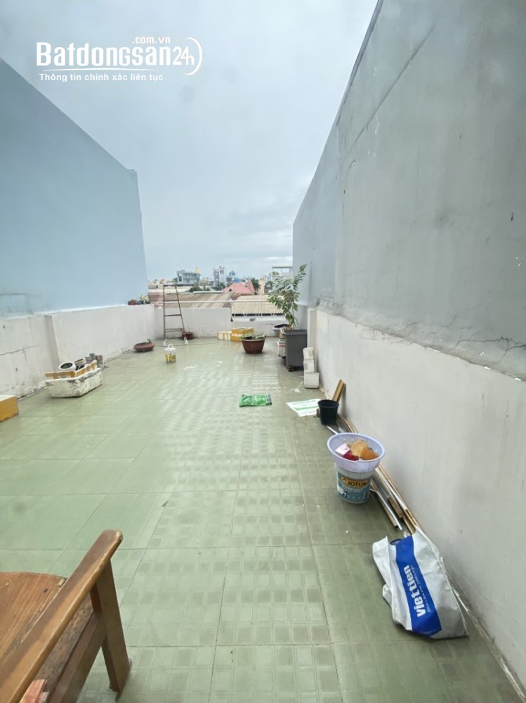 Bán nhà mặt tiền đường Hòa Bình, Phú Thạnh, Tân Phú, 4 tầng, 68 m2 chỉ 7.4 tỷ.