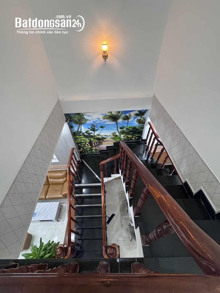 Chỉ 3,3 tỷ – Sở hữu nhà 1 trệt 1 lầu, tặng full nội thất, giáp ranh TP.HCM.